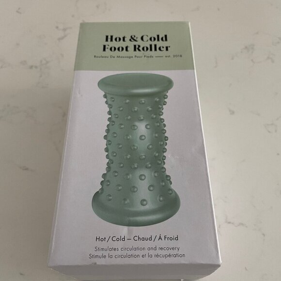 Indigo Hot & Cold Non Toxic Silica Massager Foot Roller Mint Green Sz OS NWT - Picture 2 of 6
